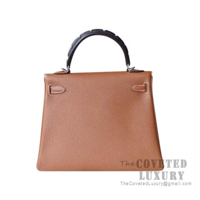 Hermes Kelly 25 in Brown Togo Leather and Gold Hardware, Luxury